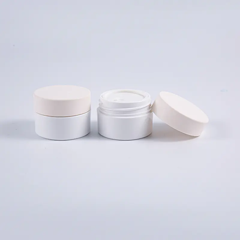 ظرف خامه گرد 10 گرمی PETG سفید